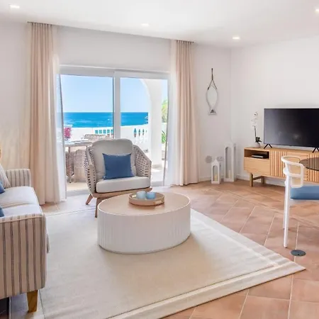 Lejlighed Beachfront Da Luz By Blue Diamond