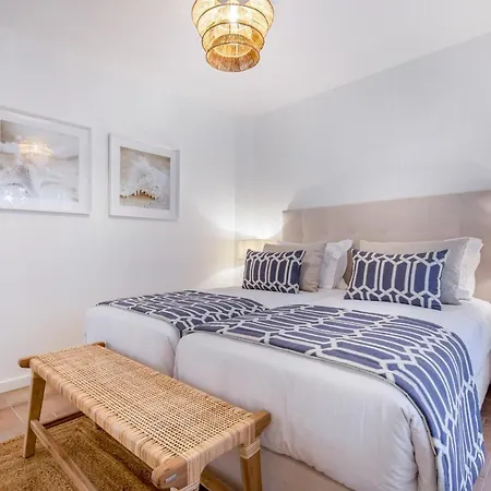 Beachfront Da Luz By Blue Diamond Lejlighed