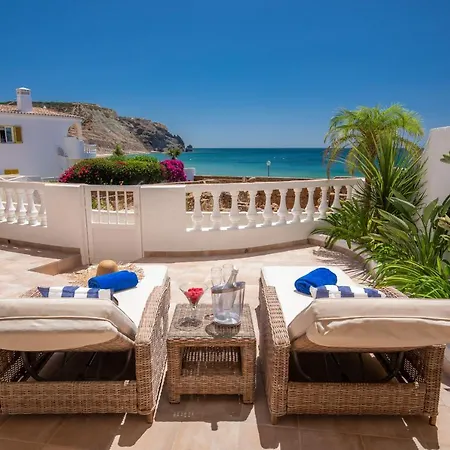 Beachfront Da Luz By Blue Diamond Apartament